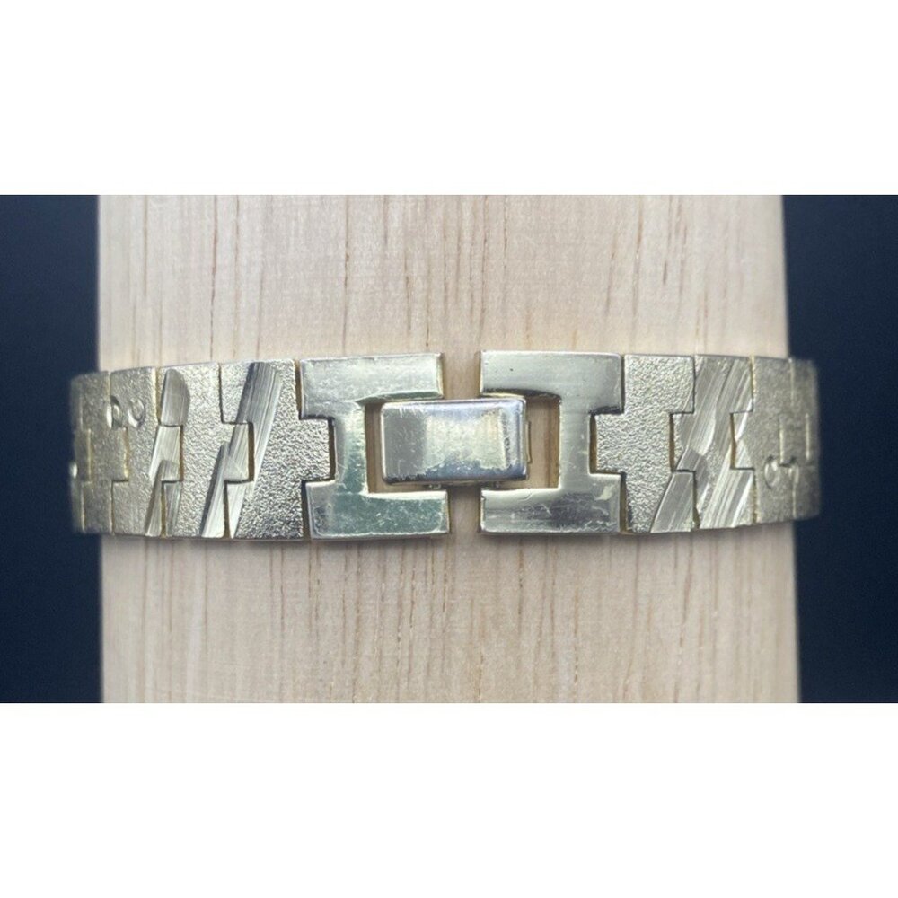 Vintage Gold Plated Link ID Bracelet Etched Fish Floral Signed LC Unisex 7.5x.5" - Picture 5 of 14